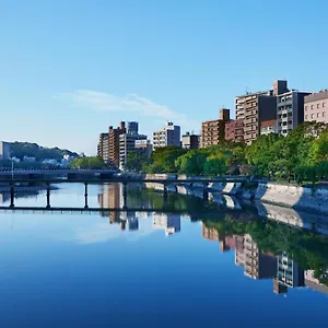 En 3*, Hiroshima Japón